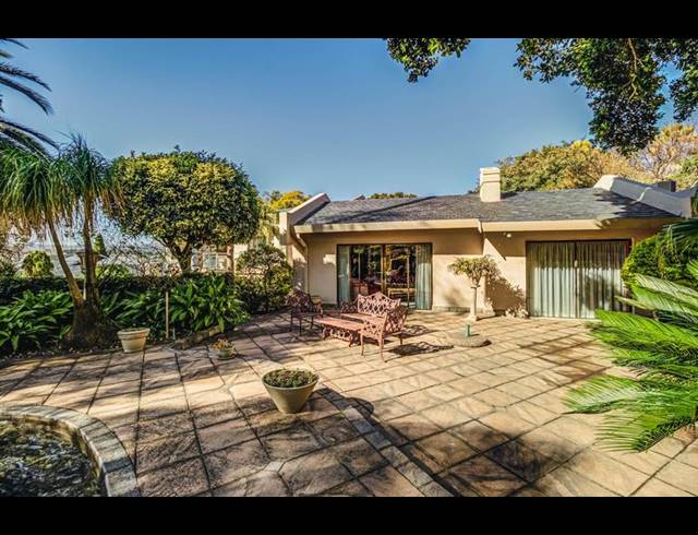 4 BEDROOM HOUSE FOR SALE IN ST ANDREWS